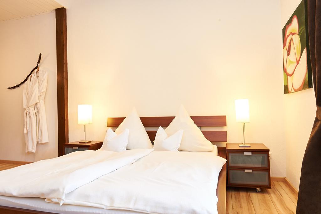 Vegan Hotel Und Restaurants Nicolay 1881 Цельтінґен-Рахтіґ Екстер'єр фото